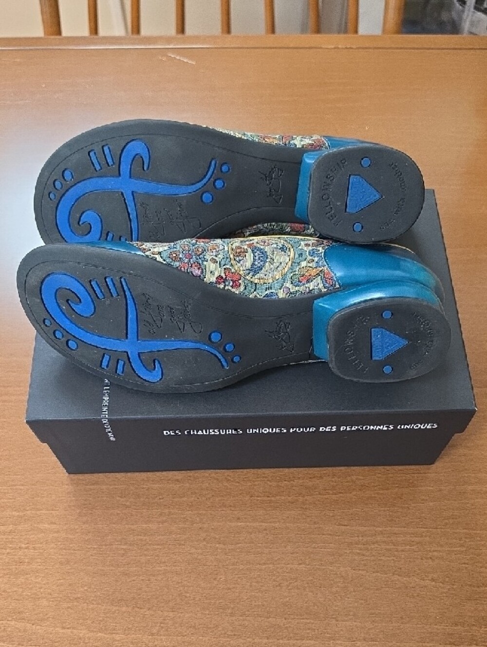 John Fluevog Darby Fellowship Tapestry Lace-up Shoes, Sz. 10 NIB - Picture 5 of 8